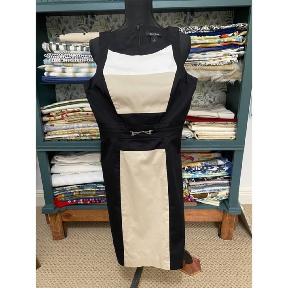 White House Black‎ Market Dress Sz 0 Black Tan Sheath Sleeveless